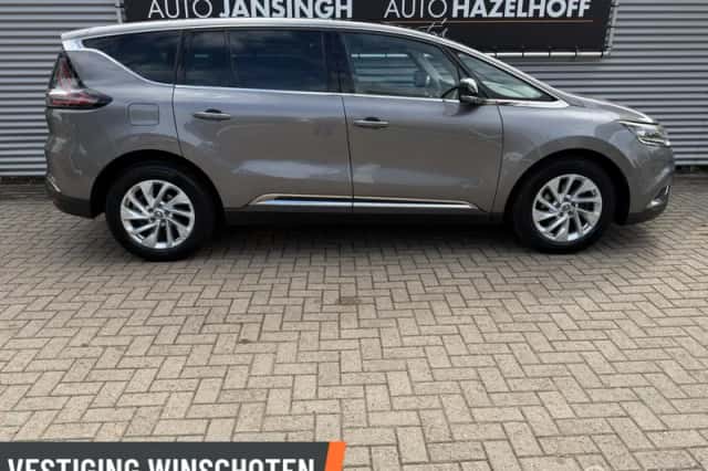 Renault Espace (2015) thumbnail 4