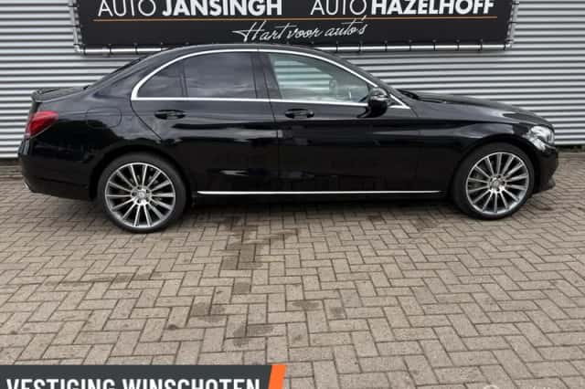 Mercedes-Benz C-Klasse (2015) thumbnail 4