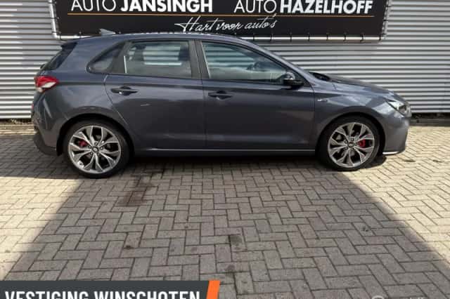 Hyundai i30 (2019) thumbnail 4