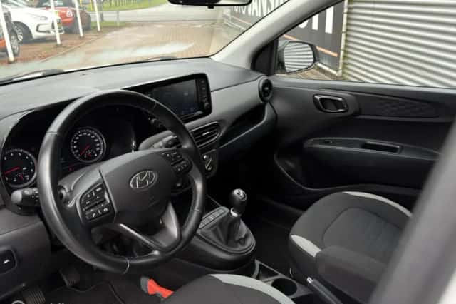 Hyundai i10 (2022) thumbnail 6