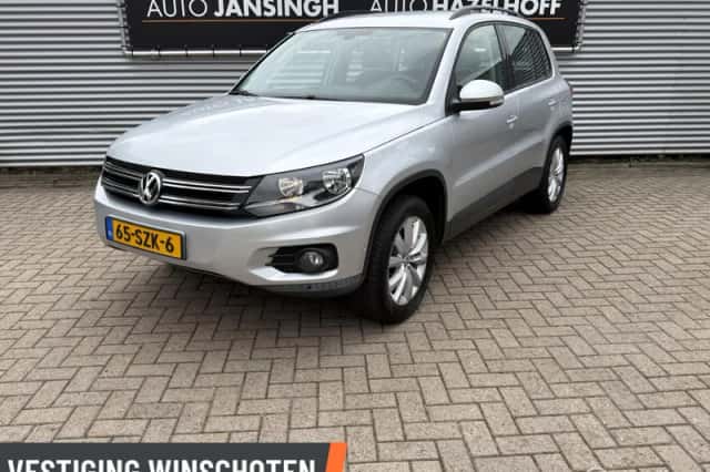 Volkswagen Tiguan (2012) thumbnail 1