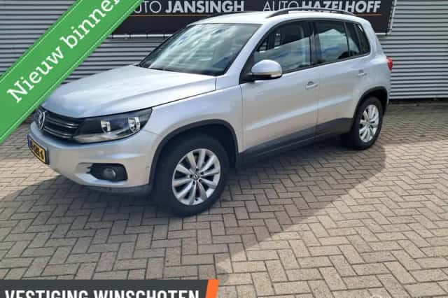 Volkswagen Tiguan (2012) thumbnail 1