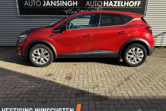 Renault Captur (2020) thumbnail 2