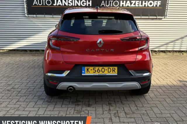 Renault Captur (2020) thumbnail 3