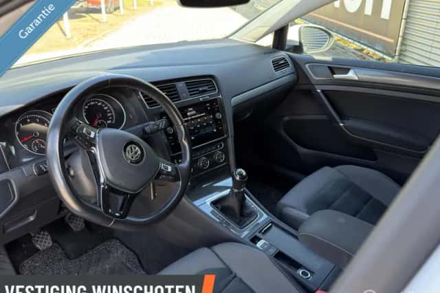 Volkswagen Golf (2020) thumbnail 6