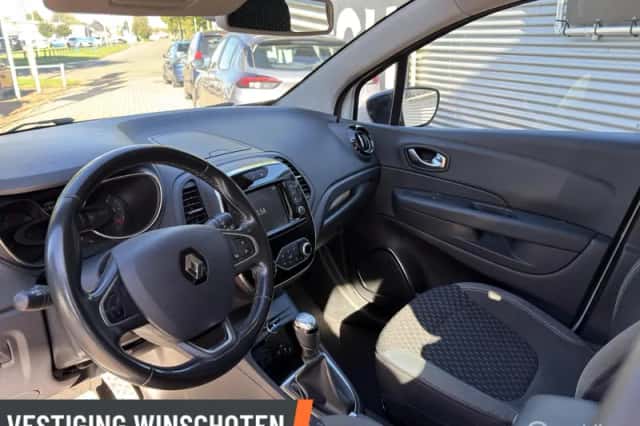 Renault Captur (2019) thumbnail 6