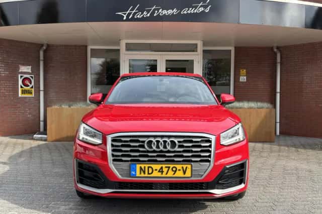 Audi Q2 (2017) thumbnail 5