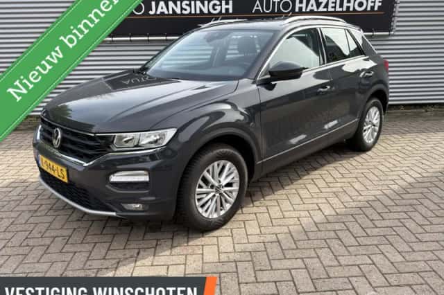 Volkswagen T-Roc (2021) thumbnail 1