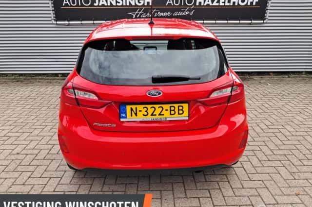 Ford Fiesta (2021) thumbnail 3