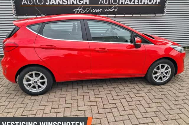 Ford Fiesta (2021) thumbnail 4