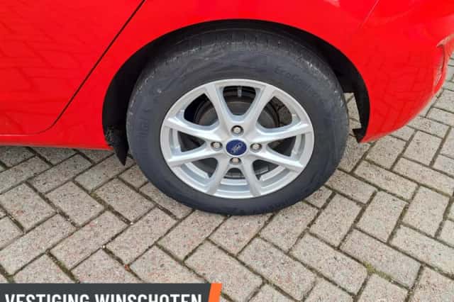 Ford Fiesta (2021) thumbnail 6