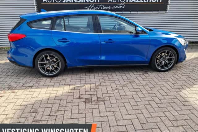 Ford Focus (2019) thumbnail 4