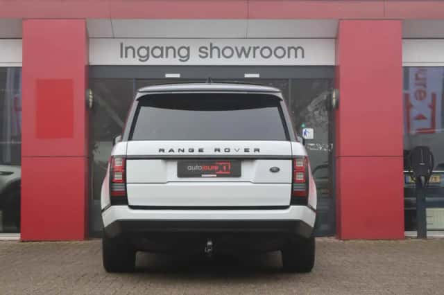 Land Rover Range Rover (2017) thumbnail 6