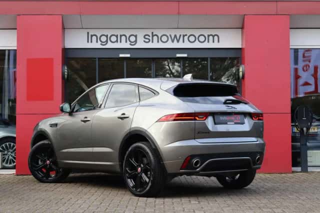 Jaguar E-Pace (2019) thumbnail 3