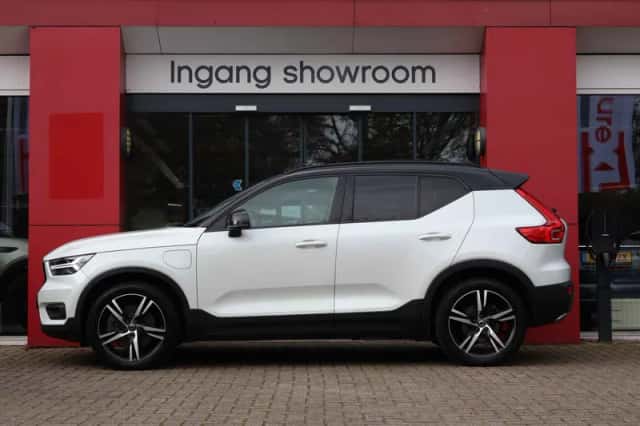 Volvo XC40 (2020) thumbnail 5