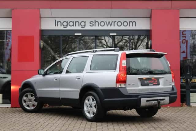 Volvo XC70 (2005) thumbnail 3