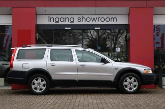Volvo XC70 (2005) thumbnail 4