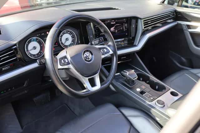 Volkswagen Touareg (2019) thumbnail 4