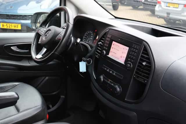 Mercedes-Benz Vito (2019) thumbnail 6