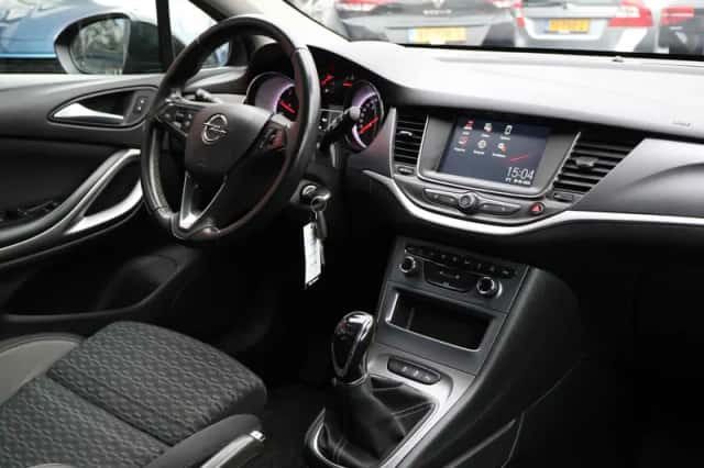 Opel Astra (2020) thumbnail 6