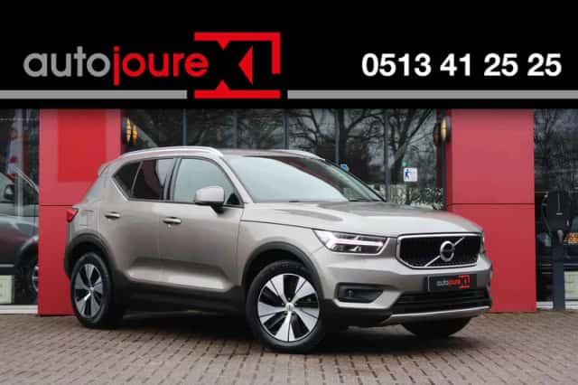 Volvo XC40 (2020) thumbnail 1
