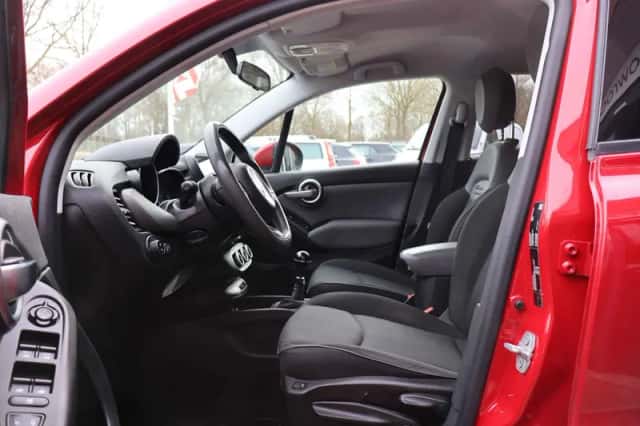 Fiat 500X (2016) thumbnail 4