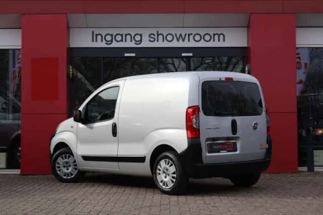 Fiat Fiorino (2015) thumbnail 2