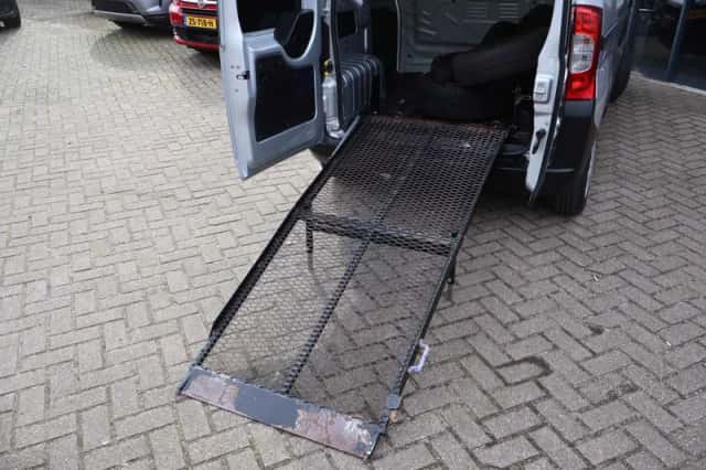 Fiat Fiorino (2015) thumbnail 3