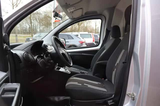Fiat Fiorino (2015) thumbnail 5