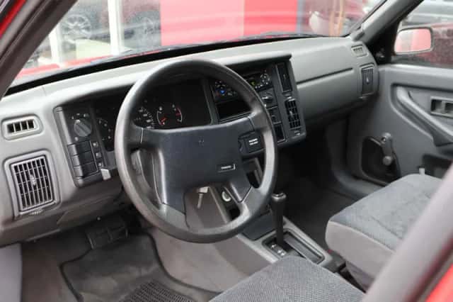 Volvo 440 (1991) thumbnail 5