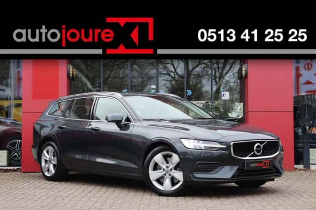 Volvo V60 (2019) thumbnail 1