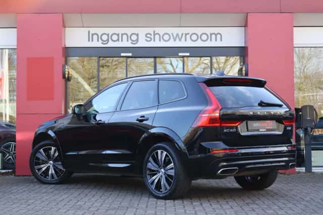 Volvo XC60 (2020) thumbnail 2