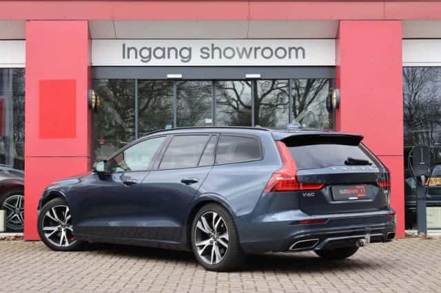 Volvo V60 (2019) thumbnail 2