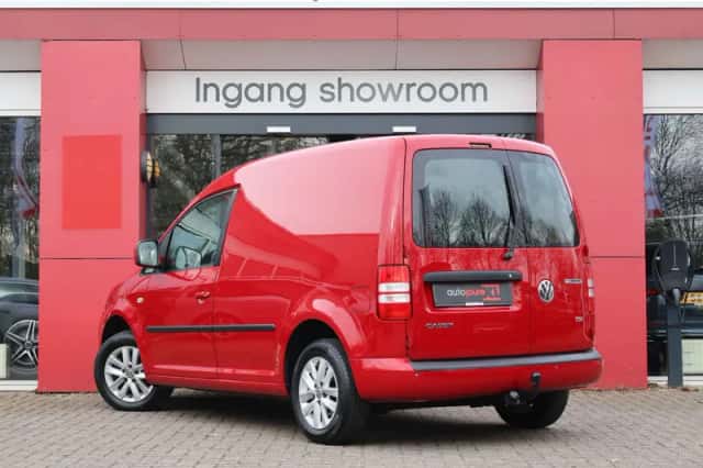 Volkswagen Caddy (2015) thumbnail 4