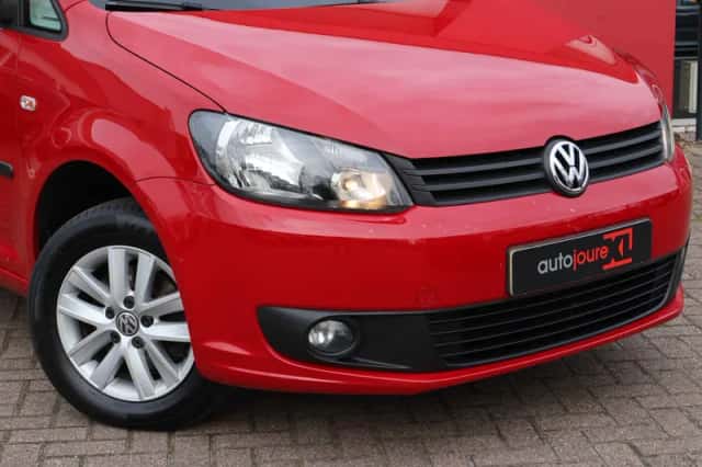 Volkswagen Caddy (2015) thumbnail 5