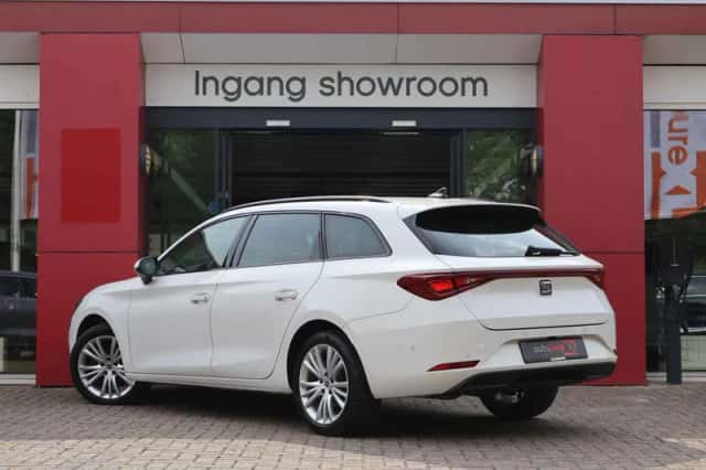 SEAT Leon Sportstourer (2021) thumbnail 4