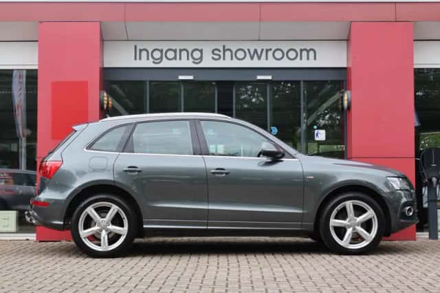 Audi Q5 (2011) thumbnail 3