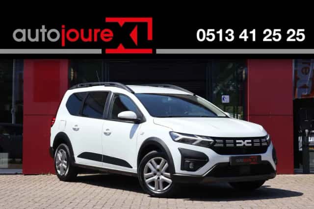 Dacia Jogger (2023) thumbnail 1