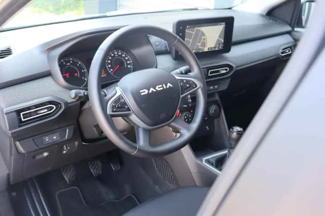 Dacia Jogger (2023) thumbnail 5