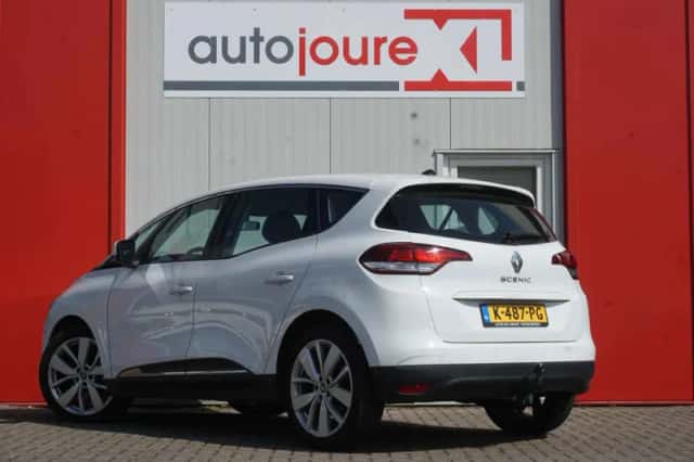Renault Scénic (2017) thumbnail 3