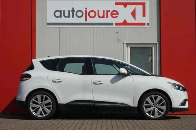 Renault Scénic (2017) thumbnail 4