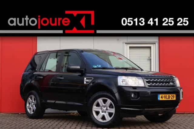 Land Rover Freelander (2011) thumbnail 1