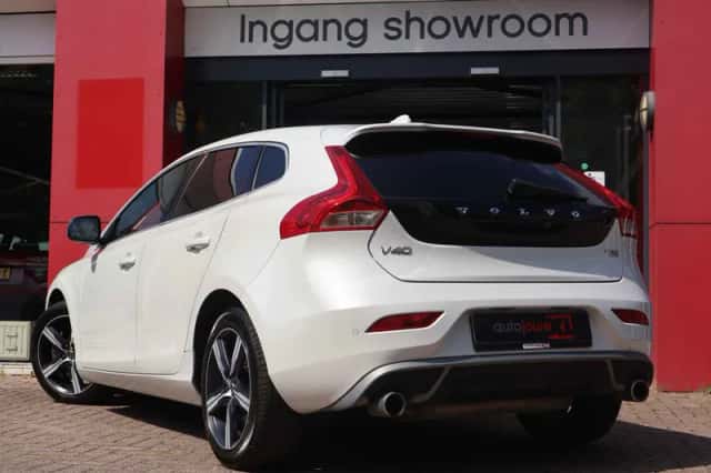 Volvo V40 (2020) thumbnail 5