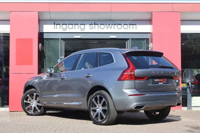Volvo XC60 (2021) thumbnail 4