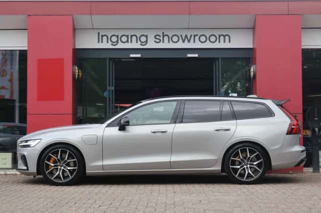 Volvo V60 (2024) thumbnail 2