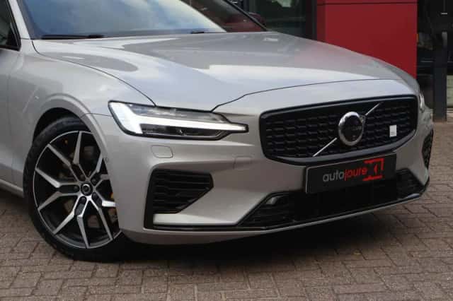 Volvo V60 (2024) thumbnail 6
