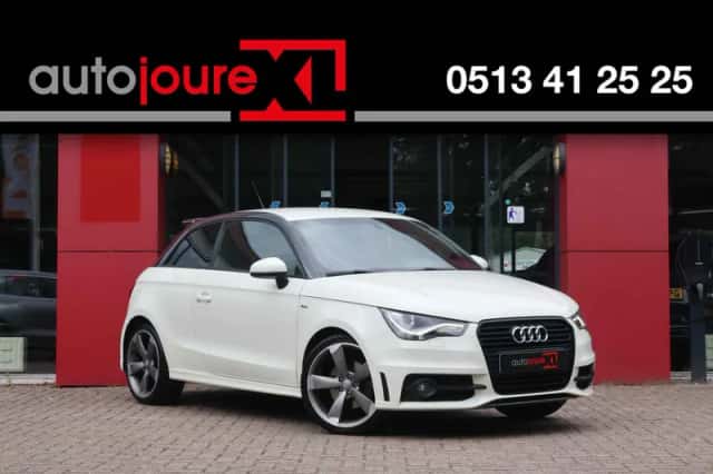 Audi A1 (2011) thumbnail 1