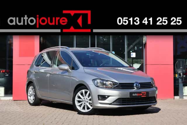 Volkswagen Golf Sportsvan (2017) thumbnail 1