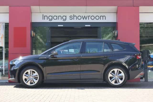 Škoda Enyaq (2022) thumbnail 2