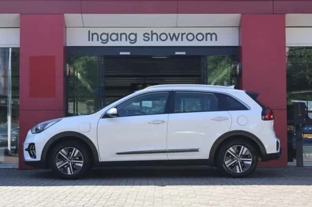 Kia Niro (2021) thumbnail 2